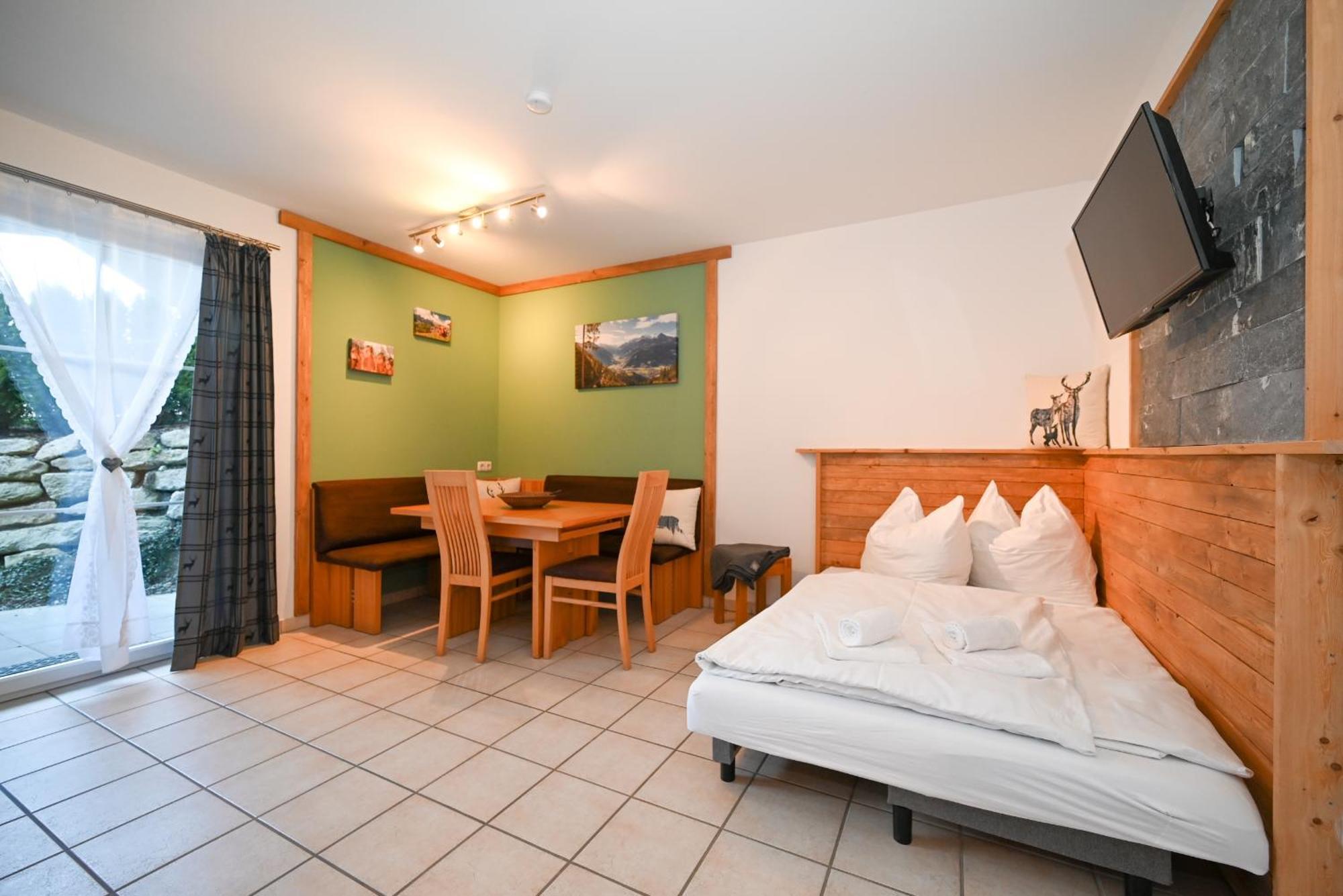 Panorama Apartments Bruck By All In One Apartments Bruck an der Grossglocknerstrasse Exterior photo